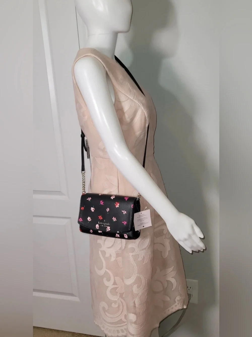 Kate Spade Staci Ditsy Buds Crossbody Bag Built-In Wallet Black Floral WLR00607